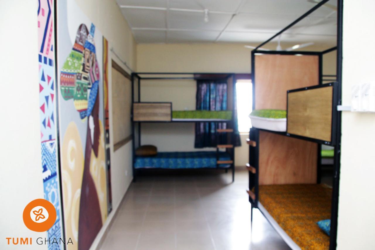 קומסי Tumi Hostel מראה חיצוני תמונה